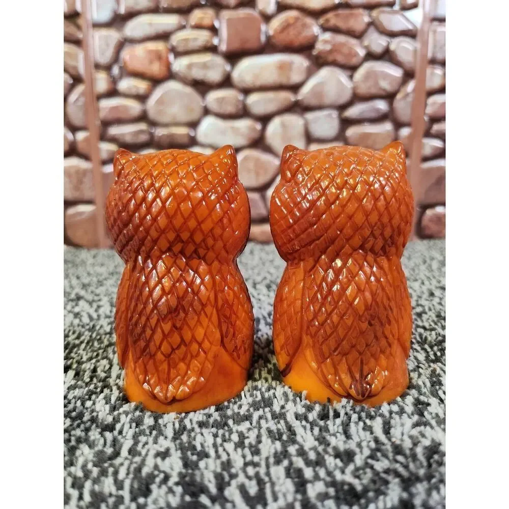Vintage Retro Plastic WINKING OWLS Salt And Pepper Shaker